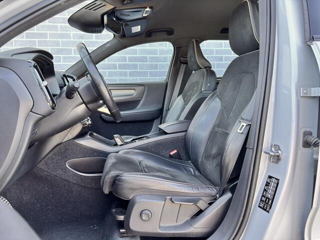 Volvo XC40 1.5 T5 Recharge R-Design | Plug-in Hybrid (PHEV) | Achteruitrijcamera | Parkeersensoren | Lederen Bekleding | BLIS | Keyless Entry | Elektrische Achterklep | Navigatie