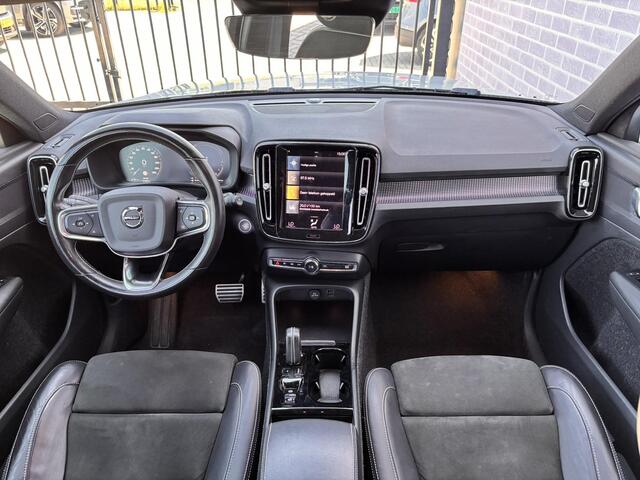 Volvo XC40 1.5 T5 Recharge R-Design | Plug-in Hybrid (PHEV) | Achteruitrijcamera | Parkeersensoren | Lederen Bekleding | BLIS | Keyless Entry | Elektrische Achterklep | Navigatie