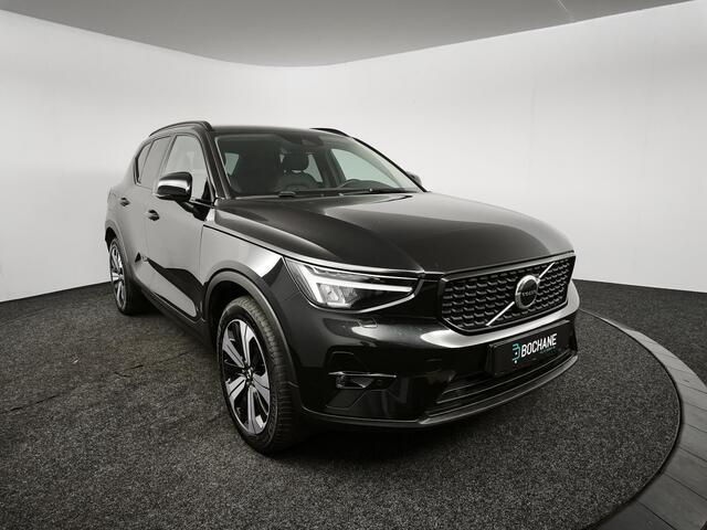 Volvo XC40 1.5 T5 Plug-in hybrid Ultimate Dark | Trekhaak | Stoelverwarming | Navigatie | Harman / Kardon |