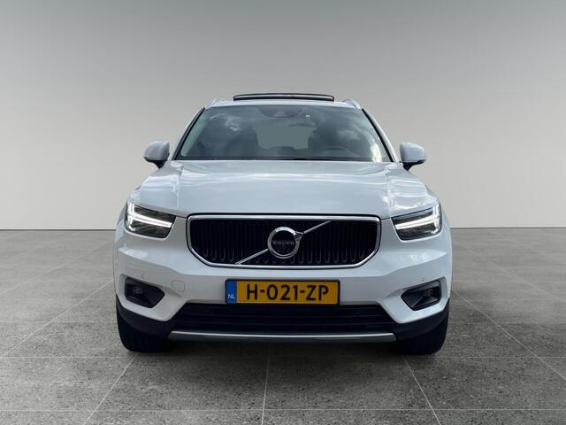 Volvo XC40 T2 AUT Business Pro | Dealer onderhouden | Climate | schuif-/kanteldak | Trekhaak