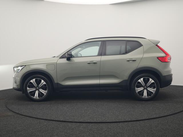 Volvo XC40 T5 Plus Dark PHEV 262pk Dealer O.H. | Adaptive Cruise | 360 Camera | Harman / Kardon | Lederen Sportstoelen Memory & Verwarmd | Keyless | Blis | Stuur Verwarmd | Apple Carplay | Navigatie | DAB | 19"L.M | Plug In Hybrid |