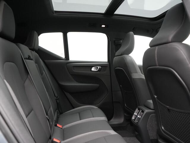 Volvo XC40 Recharge Twin Ultimate 78 kWh 408pk | Panodak | Adaptive Cruise | 360 Camera | Harman / Kardon | Lederen Sportstoelen Memory & Verwarmd | Blis | Keyless | Stuur Verwarmd | Google Assistent | Apple Carplay | DAB | 20"L.M |