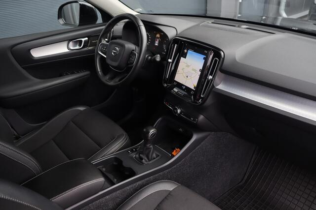Volvo XC40 1.5 T3 Momentum | Trekhaak | Camera | Harman Kardon |