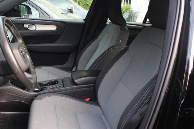 Volvo XC40 1.5 T2 Business Pro / AUTOMAAT / CAMERA / TREKHAAK