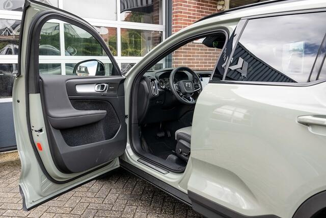 Volvo XC40 1.5 T5 Plug-in hybrid Plus Dark | Panorama | Harman/Kardon | Memory | Adaptieve Cruise | Camera |