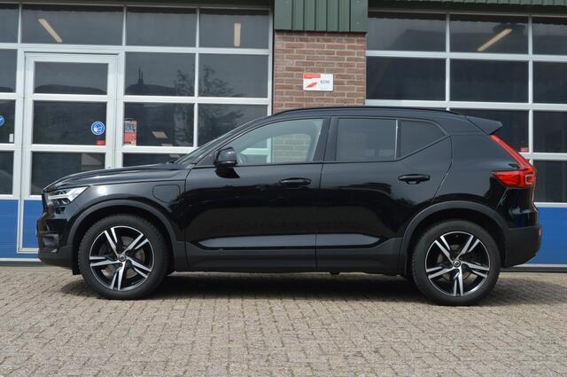 Volvo XC40 1.5 T5 RDesign | HYBRID - CAMERA - STOELVERW