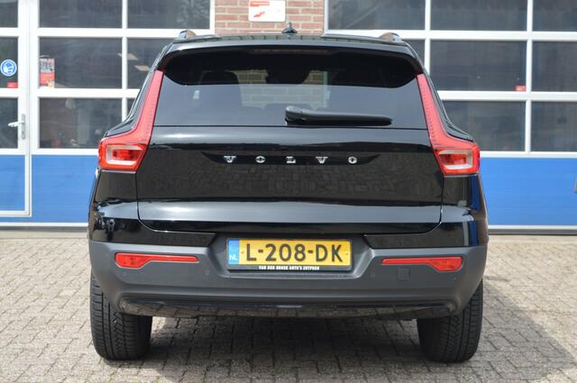 Volvo XC40 1.5 T5 RDesign | HYBRID - CAMERA - STOELVERW