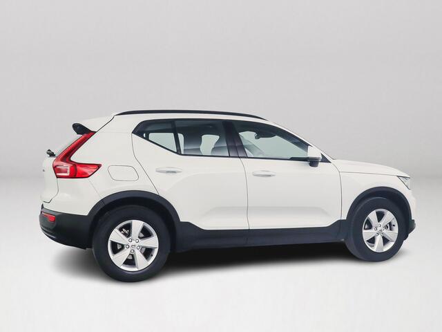 Volvo XC40 T2 Momentum Core | Parkeercamera | Cruise control | Navigatie