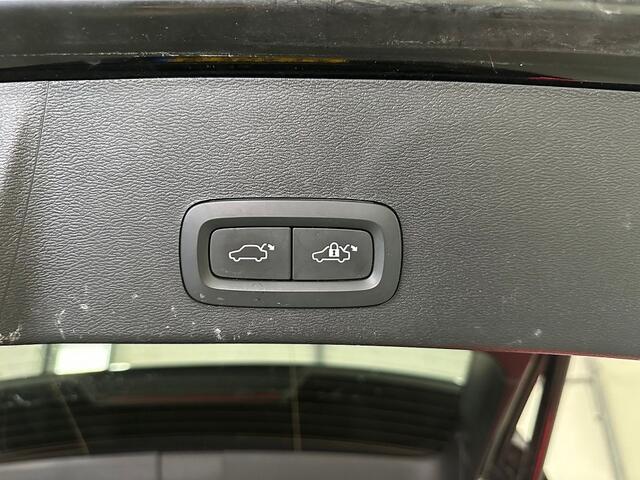 Volvo XC40 1.5 T4 Core Bright Trekhaak Navi