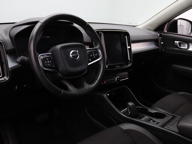Volvo XC40 1.5 T3 Momentum Pro Panoramadak | Trekhaak