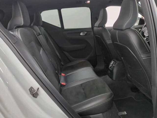 Volvo XC40 1.5 T5 Recharge R-Design NL-AUTO | PANODAK | TREKHAAK | 1/2 LEDER