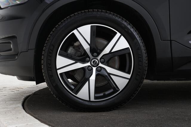 Volvo XC40 Recharge P8 AWD R-Design Grote accu, Als nieuw.