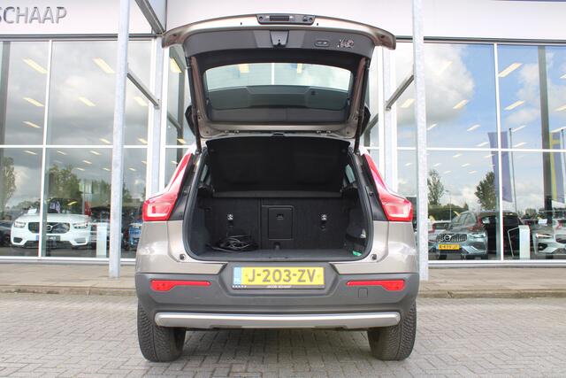 Volvo XC40 T5 262PK Automaat Recharge Inscription | Adapt. Cruise | PDC+ Camera | Verw. Voorstoelen & stuurwiel | Leder | AppleCarplay |