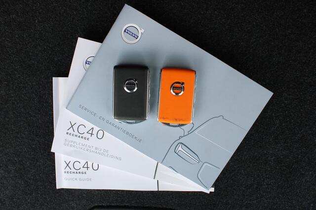 Volvo XC40 T5 262PK Automaat Recharge Inscription | Adapt. Cruise | PDC+ Camera | Verw. Voorstoelen & stuurwiel | Leder | AppleCarplay |