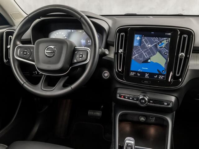Volvo XC40 1.5 T4 Recharge Inscription 211Pk Automaat (APPLE CARPLAY, GROOT NAVI, STUUR/STOELVERWARMING, CAMERA, LEDER, KEYLESS, SPORTSTOELEN, GETINT GLAS, NIEUWSTAAT)