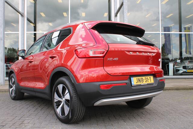 Volvo XC40 T4 211PK Automaat Recharge Inscription Expression | Trekhaak | AppleCarplay | PDC + Camera | El. Achterklep | 18" LMV | Climate Control |