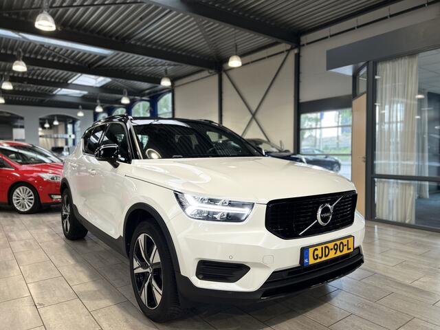Volvo XC40 1.5 T5 Recharge Inscription | Trekhaak | Adapt. Cruise | Elektrische a.klep | Harman&Kardon | LED | Camera | 4 seiz. banden