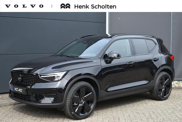 Volvo XC40 B4 Plus Black Edition | Panoramisch Schuif-/Kanteldak | 360 Graden Camera | Google Navigatie | Harman Kardon Premium Sound | Elektrische voorstoelen | Keyless | BLIS | Adaptieve Cruise Control | Pilot Assist | 20 inch Lichtmetalen Velgen | Elektrische Ach