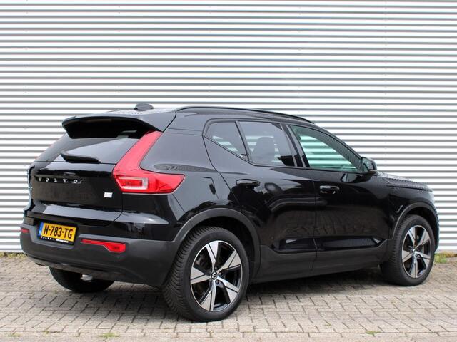 Volvo XC40 Recharge Pro Automaat / Privacy Glass / 360* camera / All season banden
