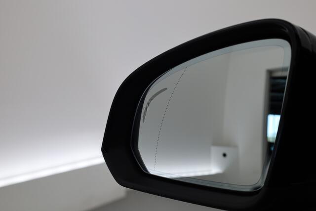 Volvo XC40 1.5 T5 Plug-in hybrid Ultimate Dark | SOH 95% | Pano | Leder | Adapt. Cruise | 360cam | Keyless | Stoel- Stuurverw. | Harman Kardon x