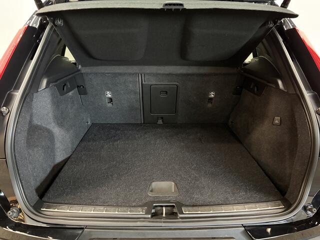 Volvo XC40 1.5 HYBR T4 Recharge Inscription Trekhaak 1800kg/ Camera/ Adapt.Cruise/ DAB