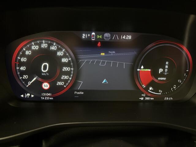 Volvo XC40 1.5 HYBR T4 Recharge Inscription Trekhaak 1800kg/ Camera/ Adapt.Cruise/ DAB