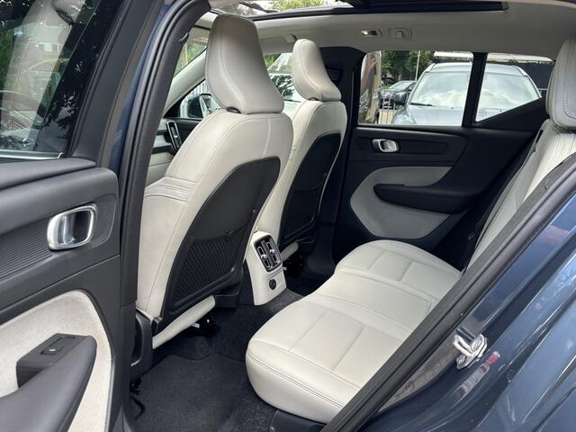 Volvo XC40 T5 Twin Engine Inscription Pano Pilot Assist Leder DAB