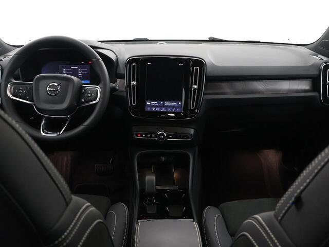 Volvo XC40 Recharge Plus | Parkeercamera | Cruise Control Adaptief | Elektr. Achterklep | Navigatie |