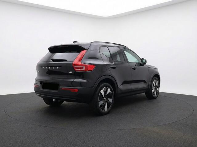Volvo XC40 Recharge Plus Pure Electric 69kWh | Winterpakket | Carplay | ACC