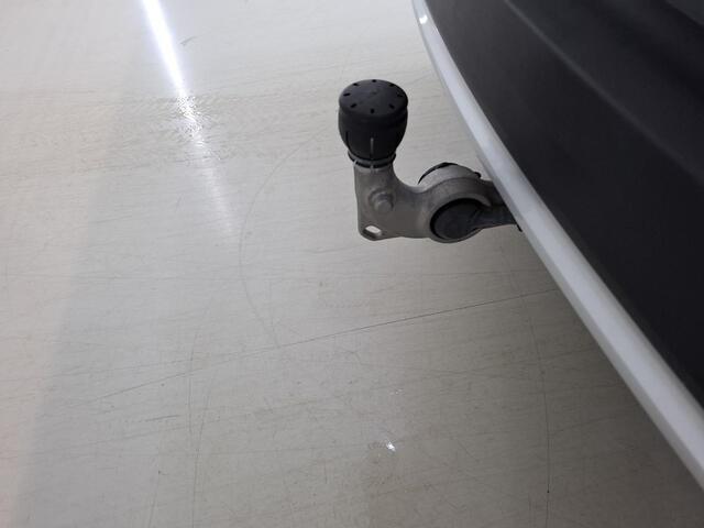 Volvo XC40 1.5 T4 Plug-in hybrid Core Bright / Trekhaak / Navi / Parkeersensoren / DakRails