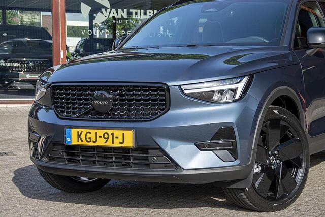 Volvo XC40 2.0 B4 PLUS BLACK EDITION