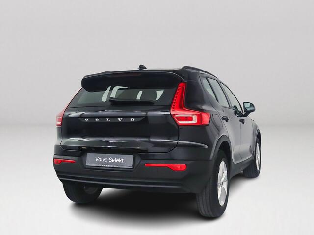 Volvo XC40 T2 Momentum | Park assist | Cruise control | Navigatie | Climate control