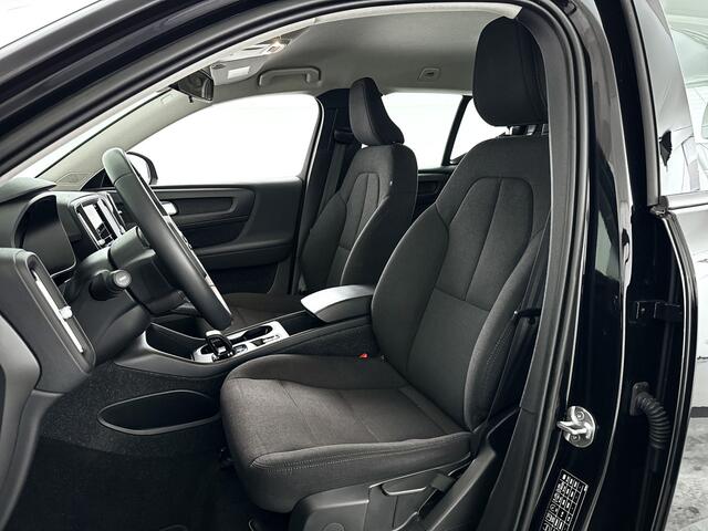 Volvo XC40 T2 Momentum | Park assist | Cruise control | Navigatie | Climate control