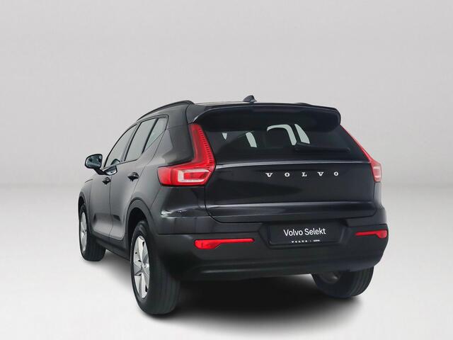 Volvo XC40 T2 Momentum | Park assist | Cruise control | Navigatie | Climate control
