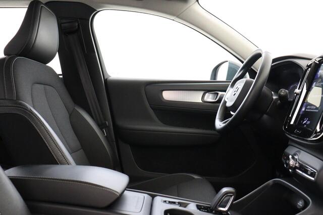 Volvo XC40 T3 AUT. MOMENTUM PRO -CAMERA|CRUISE|ELEK.ACHTERKLEP|TREKHAAK|18"