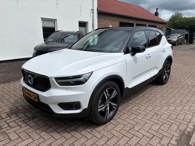 Volvo XC40 2.0 T4 R-Design Schuifdak Pilot Assist