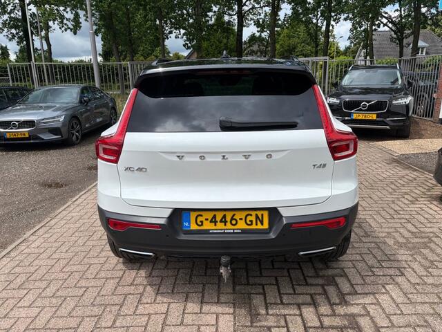 Volvo XC40 2.0 T4 R-Design Schuifdak Pilot Assist