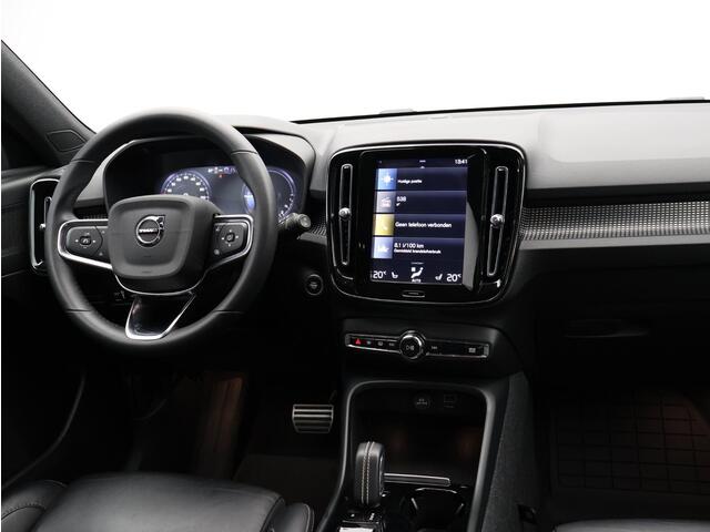 Volvo XC40 T5 262PK Plug-in hybrid R-Design / Trekhaak / Leder / Stoel+Stuurwiel+Achterbank Verwarming / Extra Getint Glas / Adaptieve Full Led / DAB+ / Adaptive Cruise / Pilot Assist