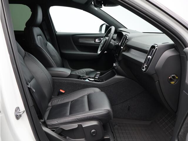 Volvo XC40 T5 262PK Plug-in hybrid R-Design / Trekhaak / Leder / Stoel+Stuurwiel+Achterbank Verwarming / Extra Getint Glas / Adaptieve Full Led / DAB+ / Adaptive Cruise / Pilot Assist