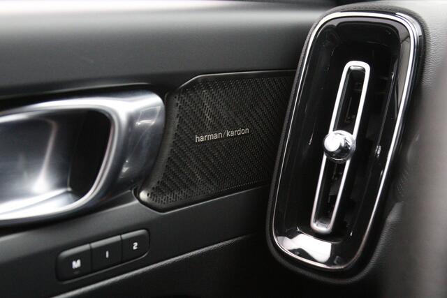 Volvo XC40 Recharge P8 AWD R-Design, SOH 92 %, Panoramadak, Leder, 4 x Stoelverwarming, H/K Sound, 360 Camera