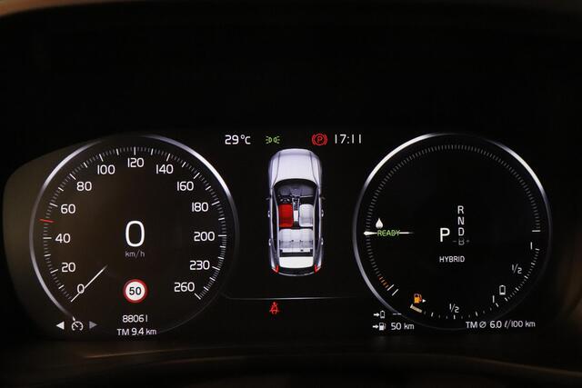 Volvo XC40 1.5 T5 Recharge Inscription | Camera | Leder | Climate controle | AppleCarplay AndroidAuto | Navigatie |