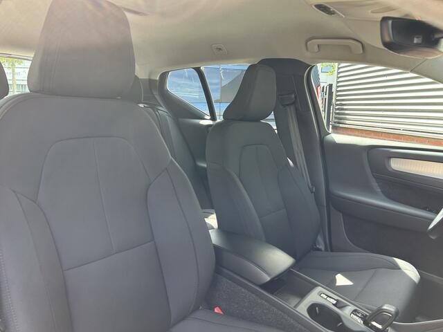 Volvo XC40 1.5 T4 Recharge R-Design Expression | Automaat | Carplay | Camera | Goed onderhouden |