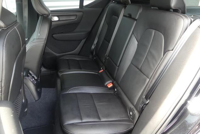 Volvo XC40 1.5 T4 Recharge Inscription WINTER PACK, LEER, ADAPT. CRUISE, CLIMA, NAVI, CAMERA, PDC V&A, APPLE CARPLAY/ANDROID AUTO, KEYLESS, ELEKT. ACHTERKLEP, 78.637KM