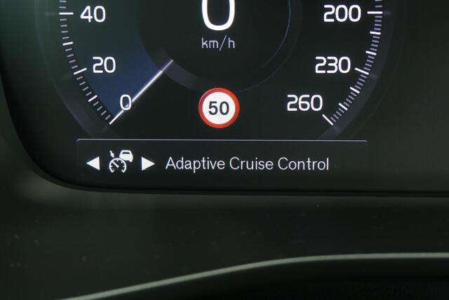 Volvo XC40 1.5 T4 Recharge Inscription WINTER PACK, LEER, ADAPT. CRUISE, CLIMA, NAVI, CAMERA, PDC V&A, APPLE CARPLAY/ANDROID AUTO, KEYLESS, ELEKT. ACHTERKLEP, 78.637KM
