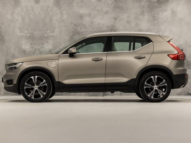 Volvo XC40 1.5 T5 Twin Engine Inscription 252Pk Automaat (PANORAMADAK, APPLE CARPLAY, MEMORY SEATS, STOELVERWARMING, CAMERA, SPORTSTOELEN, KEYLESS, ELEK ACHTERKLEP, NIEUWSTAAT)