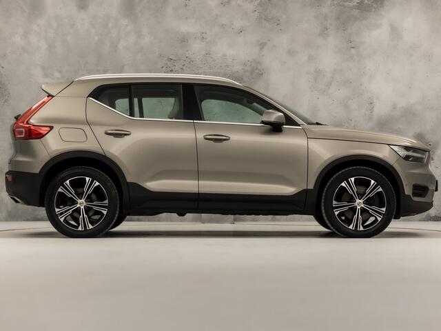 Volvo XC40 1.5 T5 Twin Engine Inscription 252Pk Automaat (PANORAMADAK, APPLE CARPLAY, MEMORY SEATS, STOELVERWARMING, CAMERA, SPORTSTOELEN, KEYLESS, ELEK ACHTERKLEP, NIEUWSTAAT)