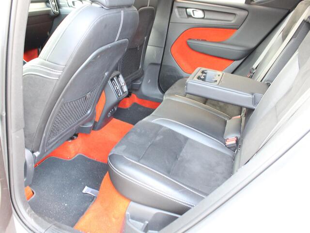 Volvo XC40 2.0 T5 AWD R-Design Intro Edition | CRUISE CONTROL | ALCANTARA BEKLEDING | ACHTERBANK VERWARMD |
