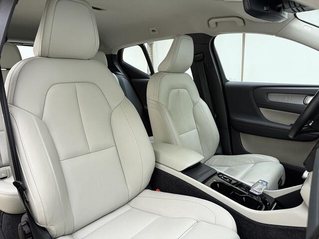 Volvo XC40 T3 Inscription | Parkeer Camera | Blis | Stoelverwarming