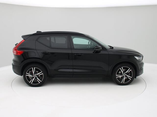 Volvo XC40 1.5 T5 Recharge R-Design 261pk / Trekhaak / Navi / Origineel NL