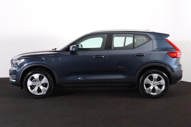 Volvo XC40 T3 Business Pro - IntelliSafe Assist & Surround - Parkeercamera achter - Parkeersensoren voor & achter - Volvo On Call - Inklapbare trekhaak - 18' LMV